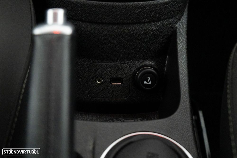 Ford Fiesta 1.0 Ti-VCT Titanium - 23