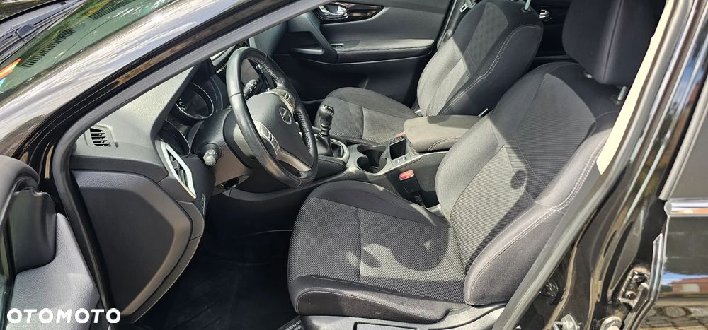 Nissan Qashqai - 10