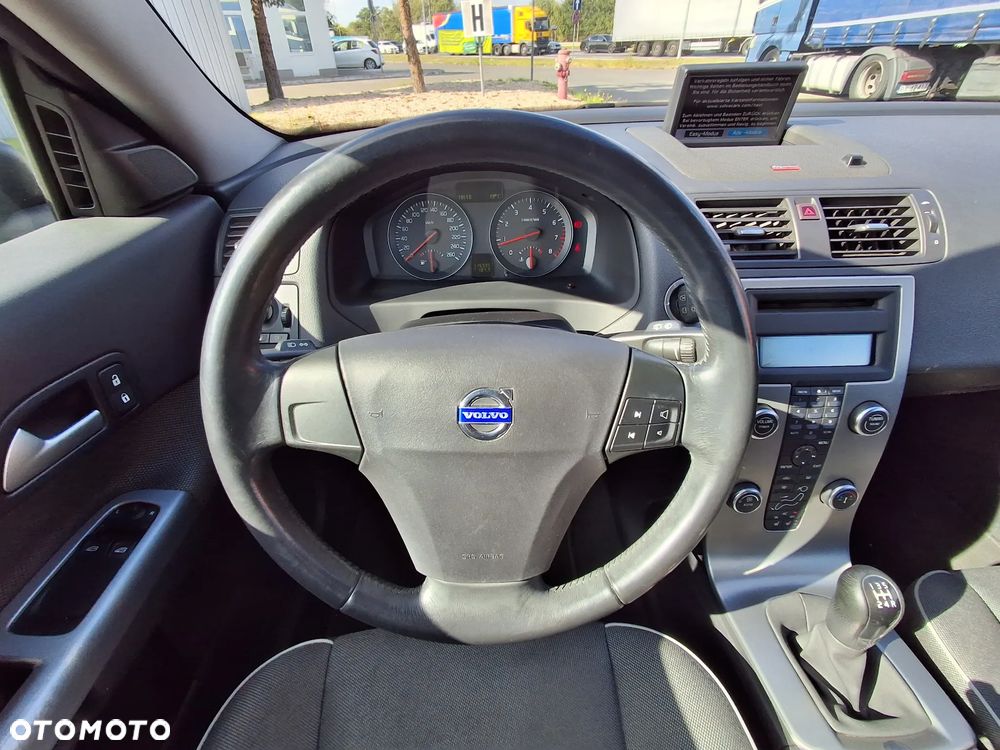 Volvo C30 1.8 Momentum - 18