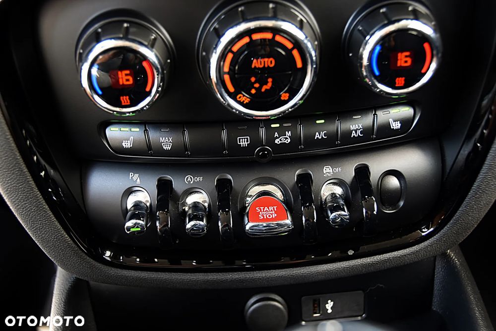 MINI Clubman - 30