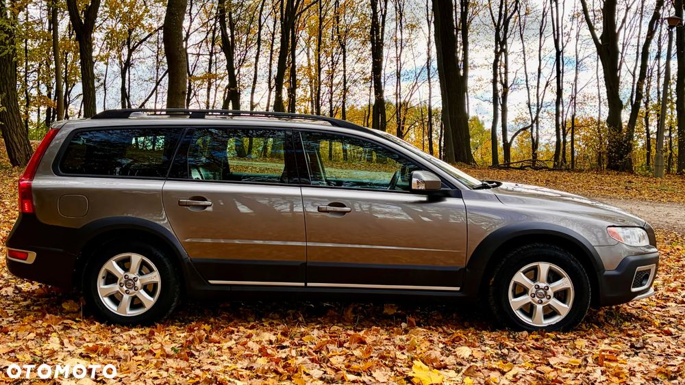 Volvo XC 70 D5 AWD Summum - 4