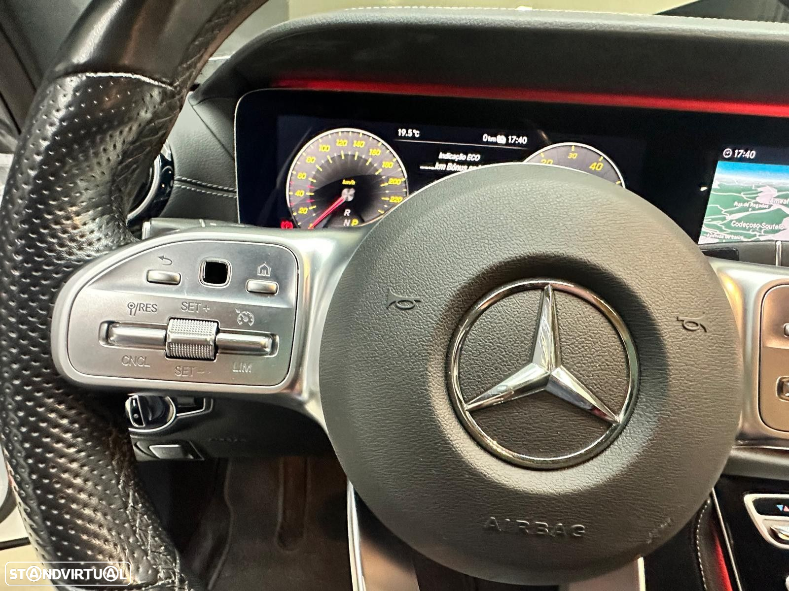 Mercedes-Benz E 300 de AMG Line - 37