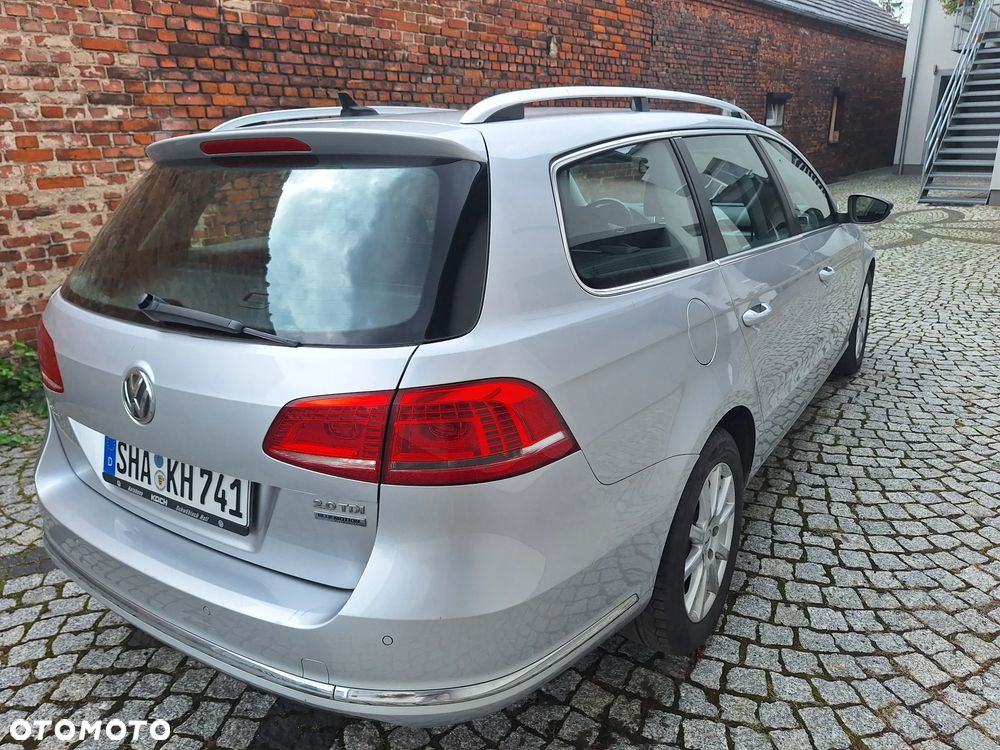 Volkswagen Passat Variant 2.0 Blue TDI DPF Comfortline - 29