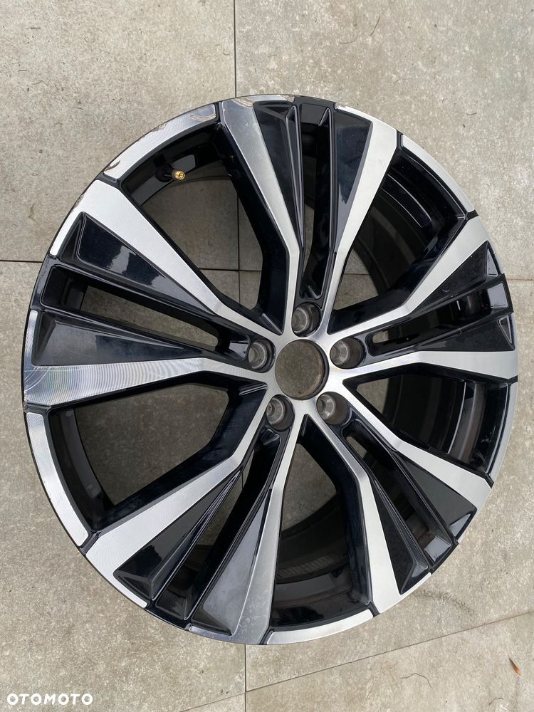 FELGA ALUMINIOWA VOLVO XC60 II.  XC 90 II. 32271571 - 1