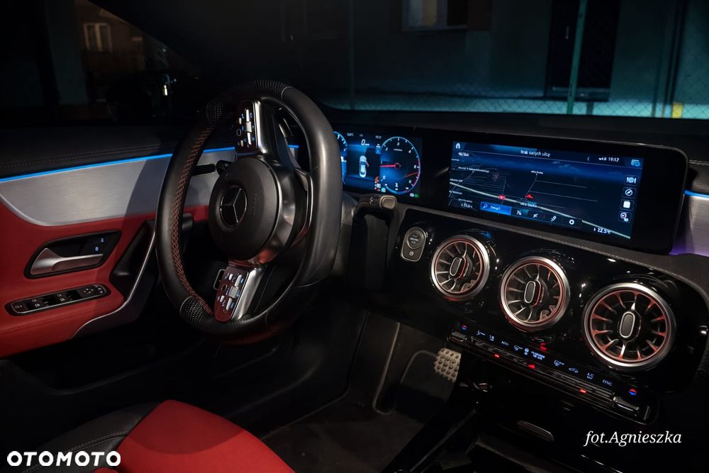 Mercedes-Benz CLA 220 d 4-Matic AMG Line 8G-DCT - 12