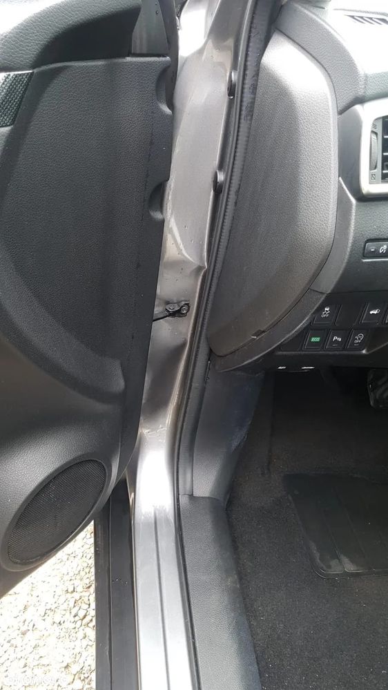 Nissan X-Trail 1.6 DCi Xtronic N-Connecta - 19
