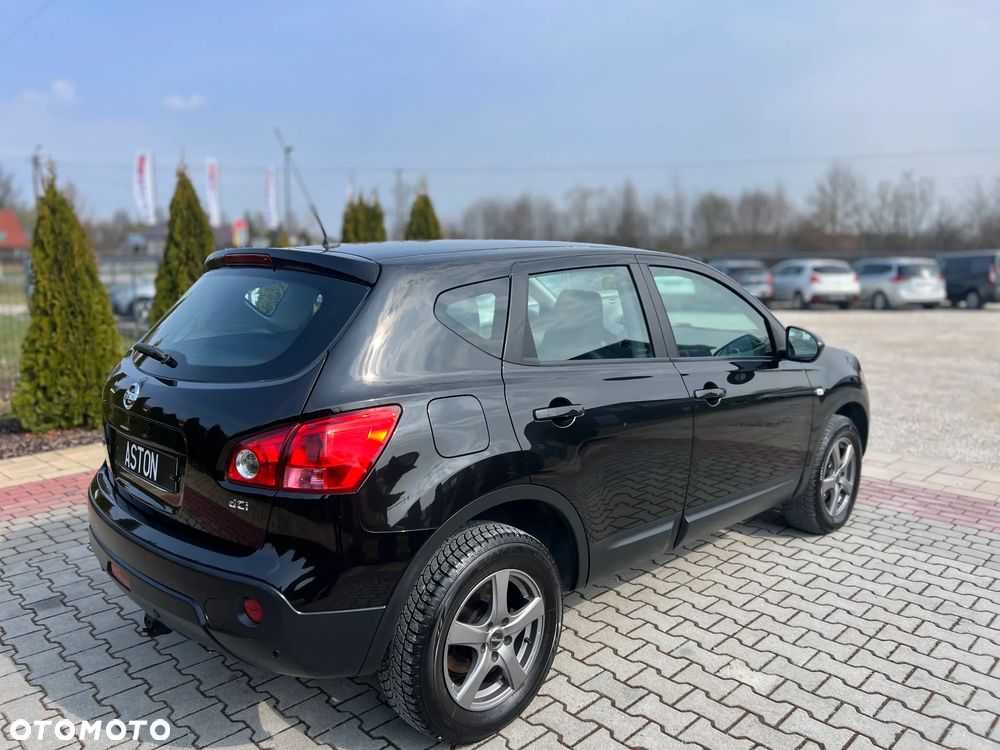 Nissan Qashqai 2.0 dCi DPF acenta - 8