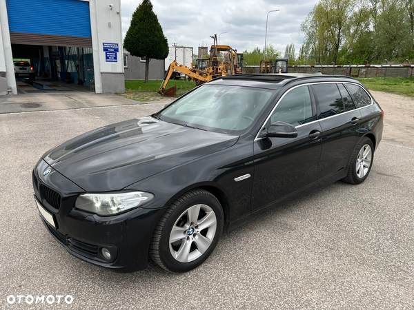 BMW Seria 5 520d Touring Luxury Line