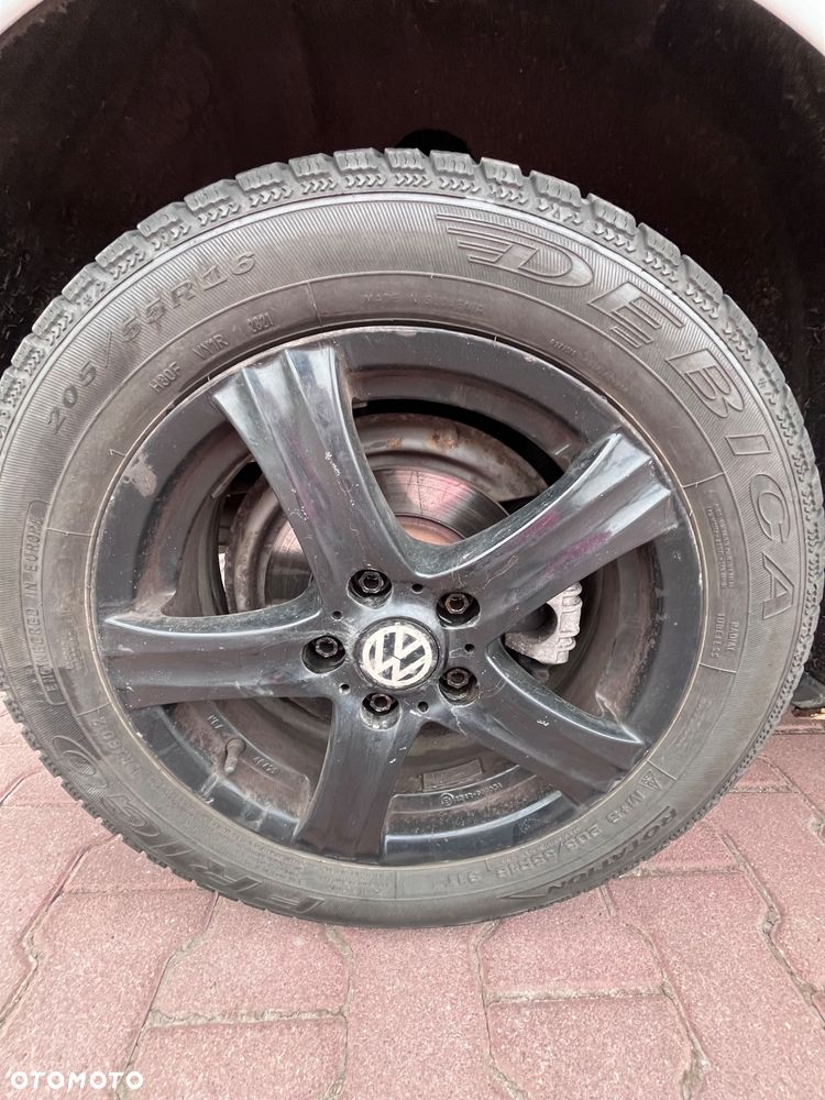 Volkswagen Golf - 17