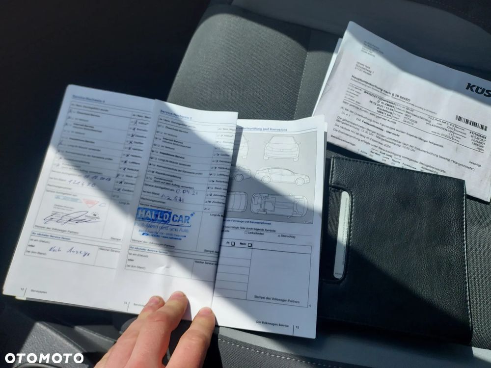 Volkswagen Touran 1.6 TDI DPF BlueMotion Technology Highline - 9