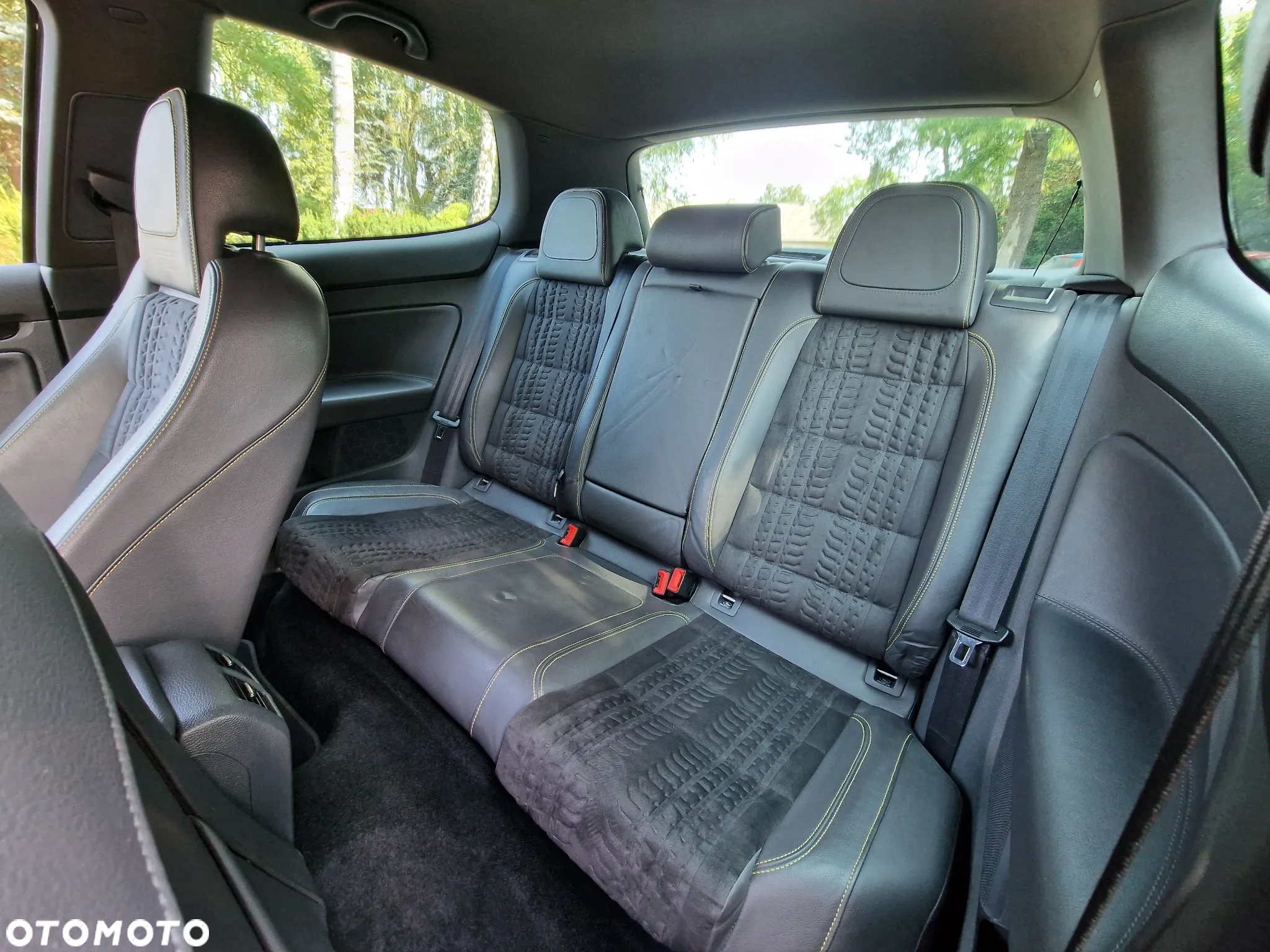 Volkswagen Golf 2.0 GTI DSG Pirelli - 14