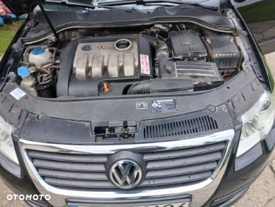 Volkswagen Passat 1.9 TDI Comfortline - 8