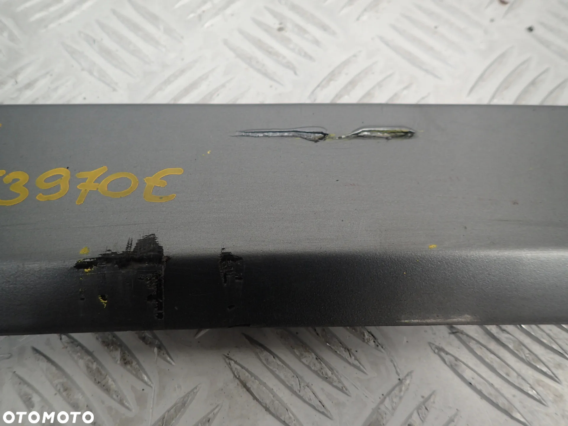 LISTWA DRZWI DOLNA AUDI A4 B6 PRAWY TYŁ 8E0853970E - 2