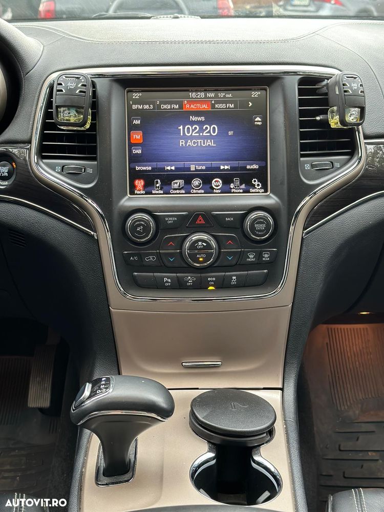 Jeep Grand Cherokee 3.0 TD AT Overland - 8
