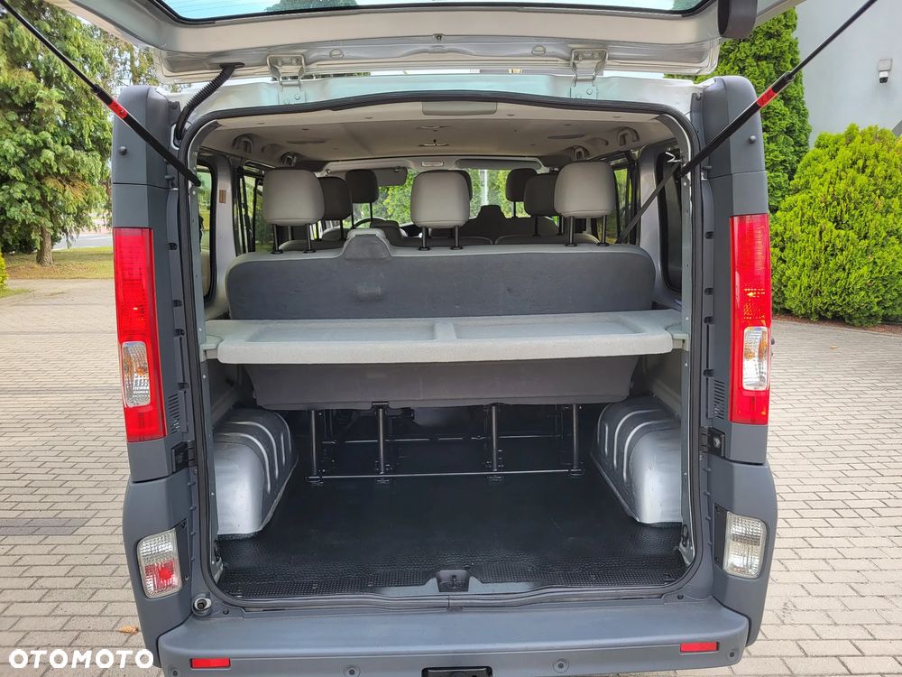 Opel Vivaro - 15
