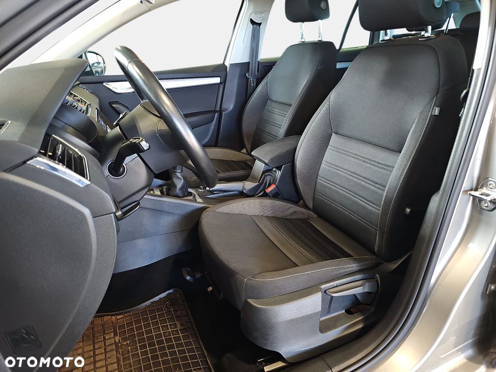 Skoda Octavia 1.5 TSI ACT Ambition - 10