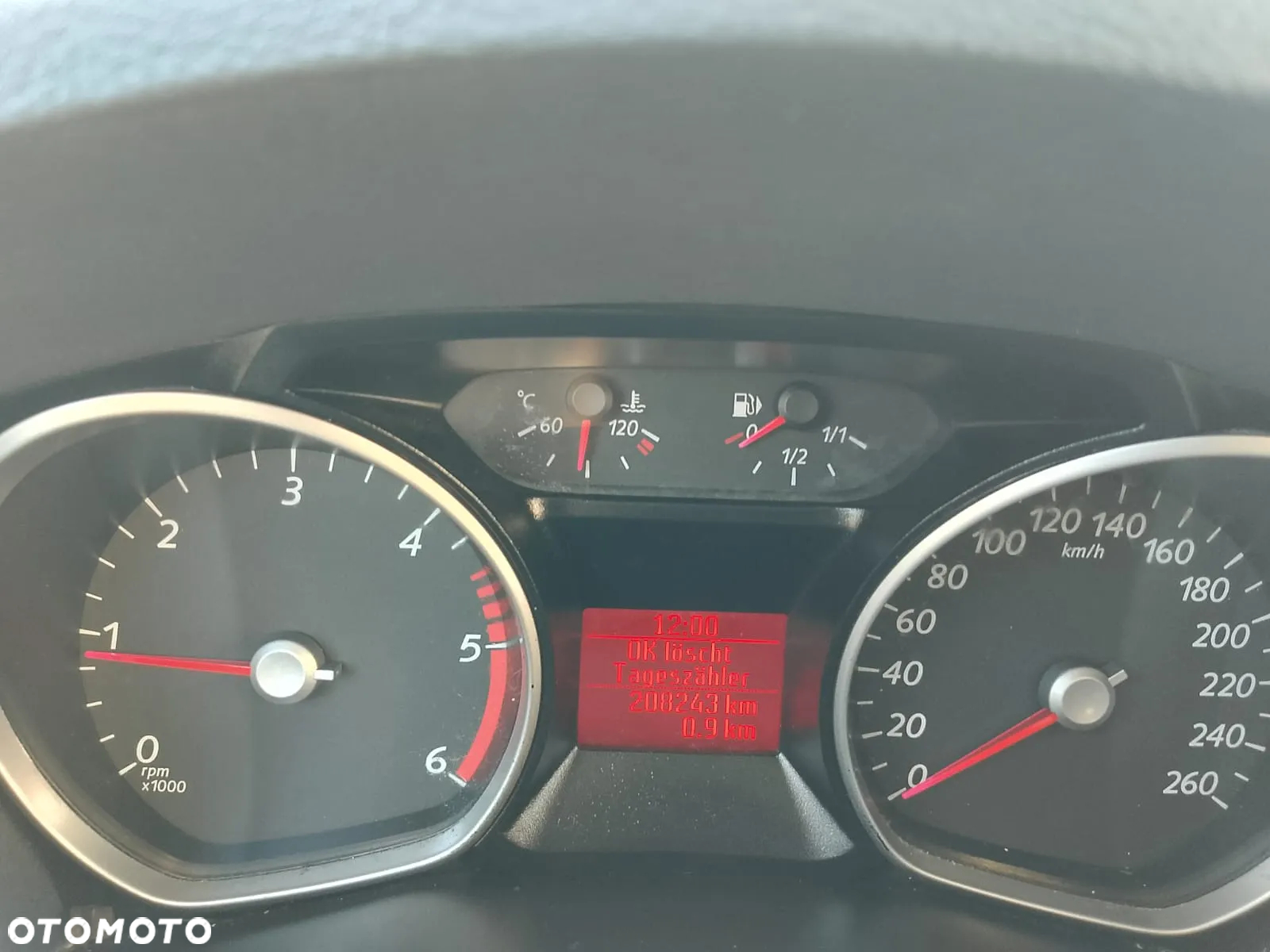 Ford Galaxy 2.0 TDCi Ambiente - 12