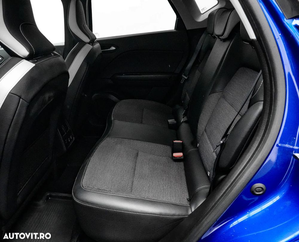 Renault Captur PHEV 160 Engineered - 16