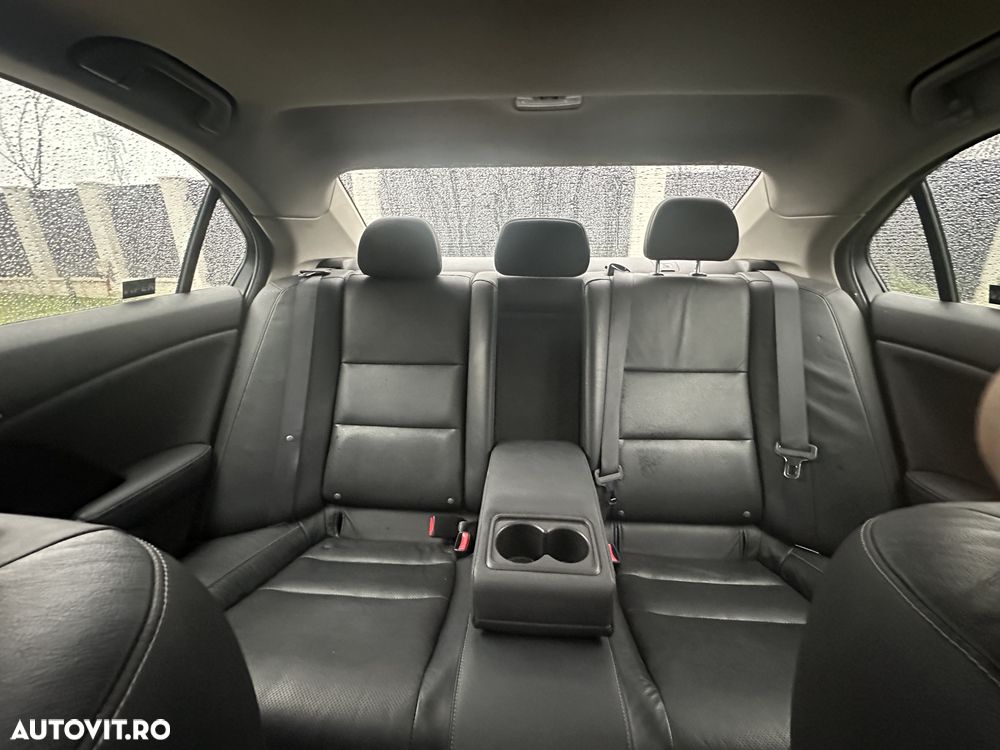 Honda Accord 2.0i AT Executive Navi - 20