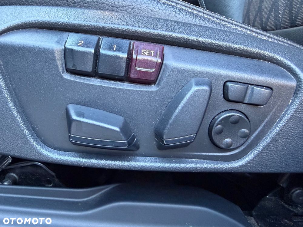 BMW X1 - 10