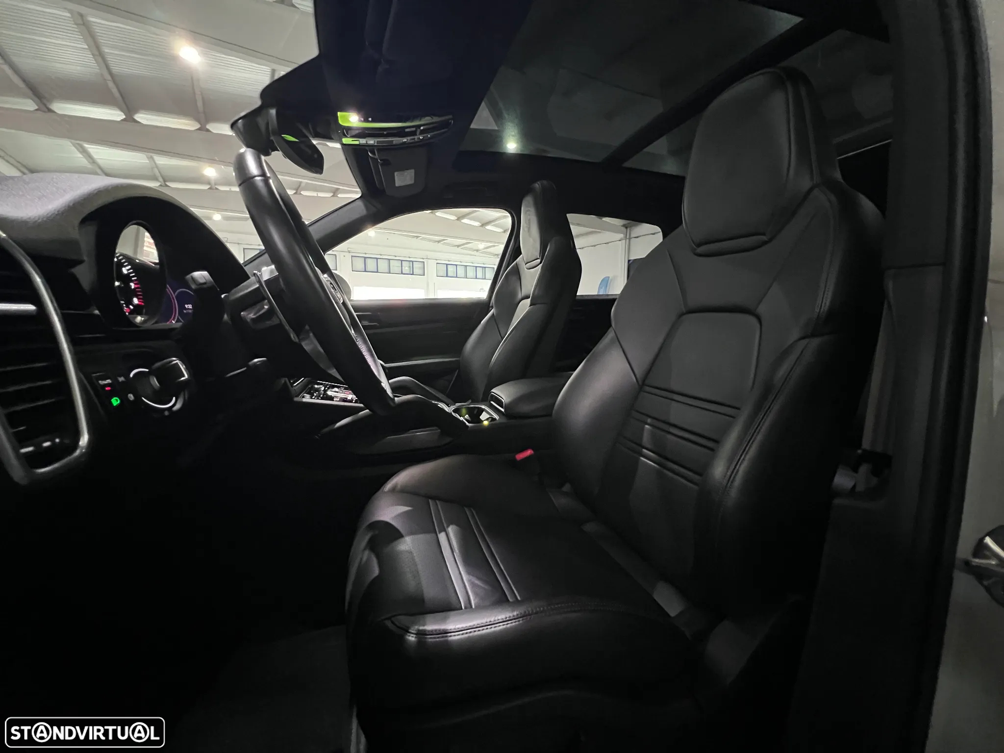 Porsche Cayenne E-Hybrid Platinum Edition - 12
