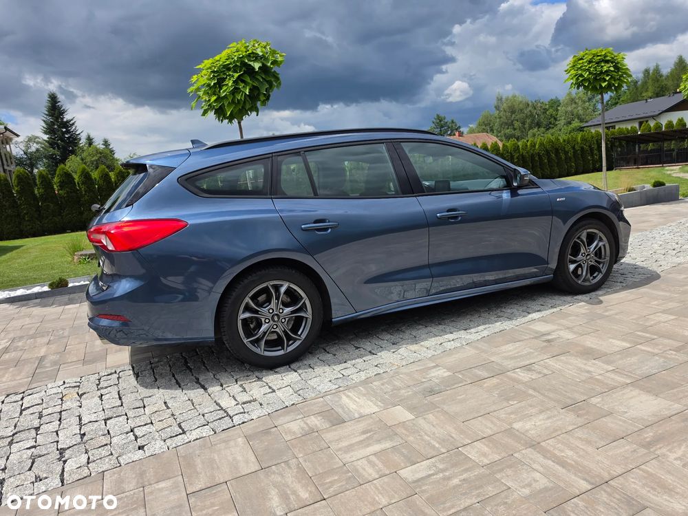 Ford Focus 1.0 EcoBoost Start-Stopp-System ST-LINE - 11