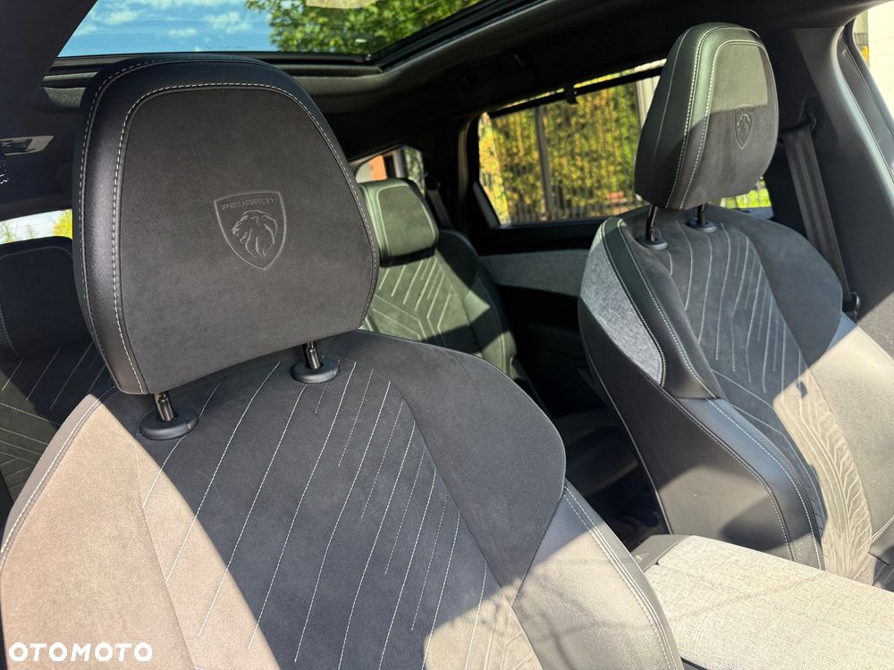 Peugeot 5008 Hybrid 136 e-DSC GT - 28