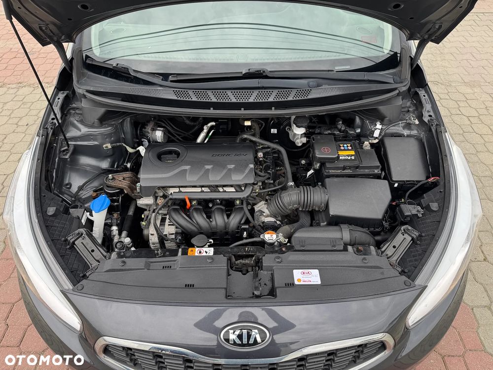 Kia Ceed - 12