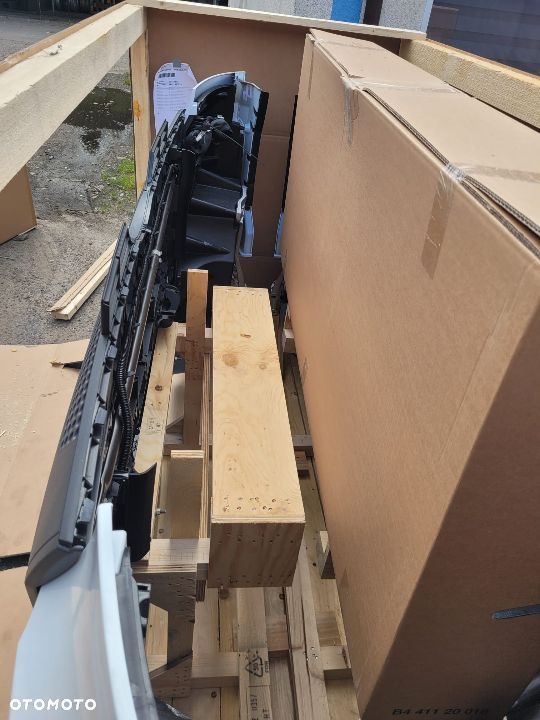 Zderzak MP5, MP4 - 10