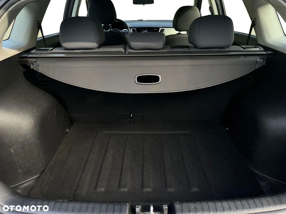 Kia Niro 1.6 GDI Hybrid M - 26