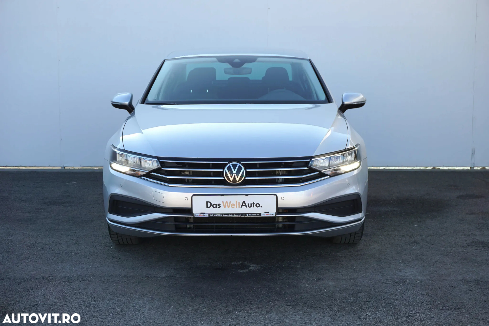 Volkswagen Passat 2.0 TDI DSG Advance - 8