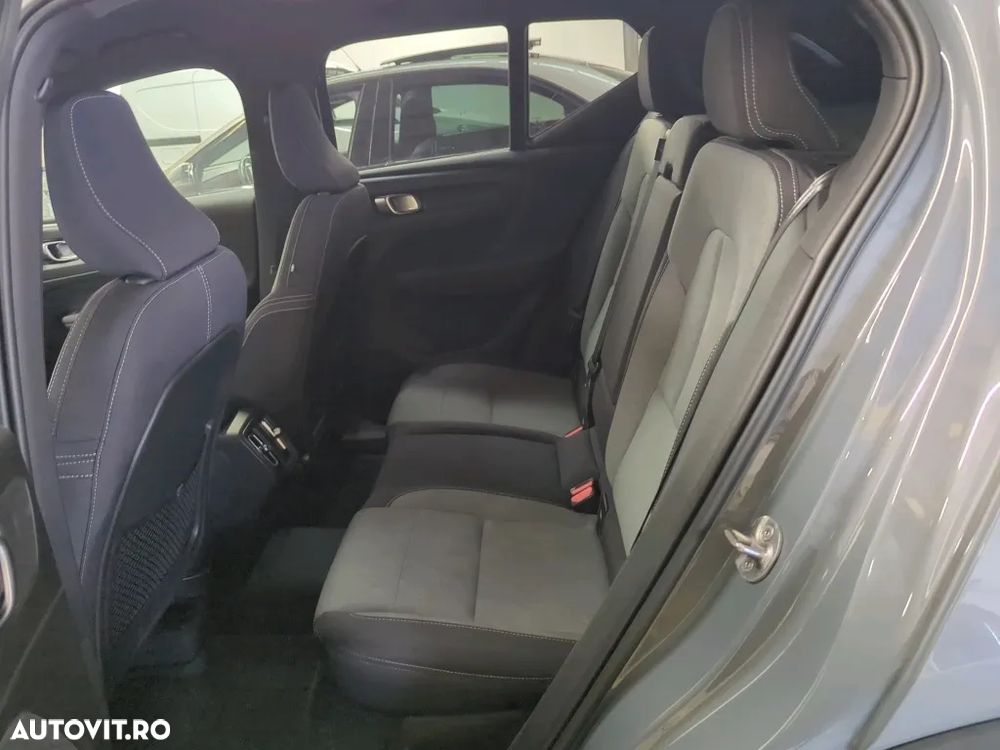 Volvo XC 40 - 5