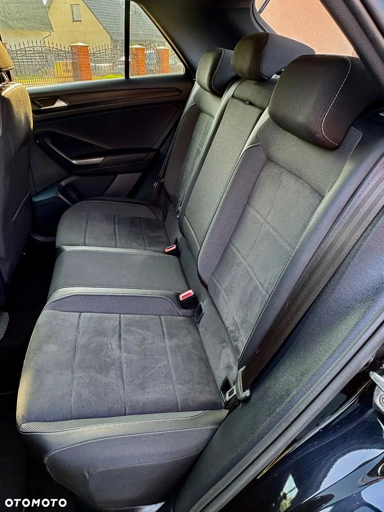 Volkswagen T-Roc 2.0 TDI SCR DSG R-Line - 18