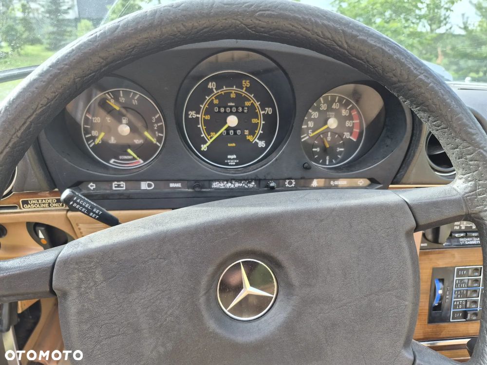 Mercedes-Benz SL - 12