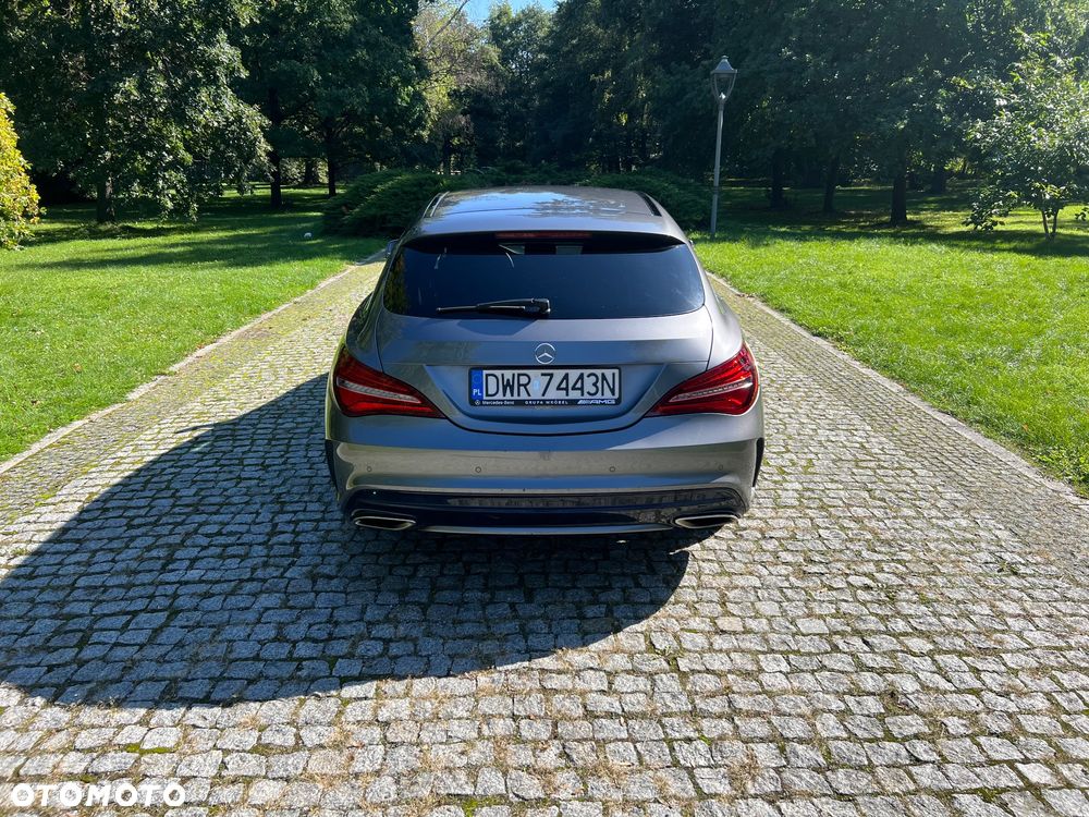 Mercedes-Benz CLA 180 7G-DCT AMG Line - 5