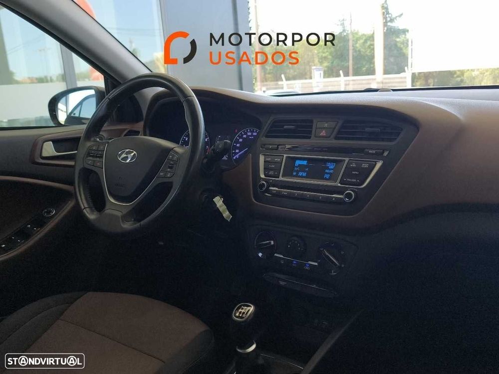 Hyundai i20 1.2 Comfort - 13