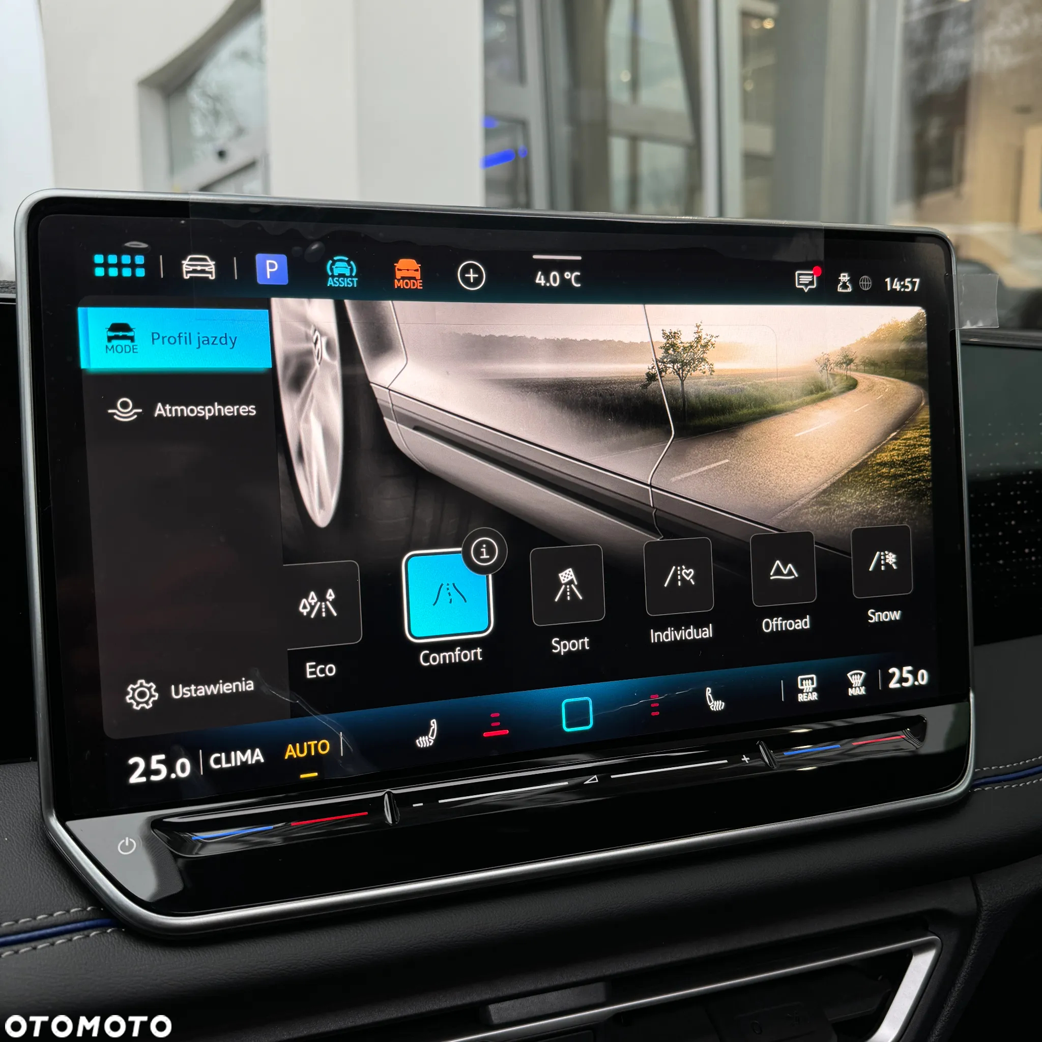Volkswagen Tiguan 1.5 eHybrid PHEV R-Line DSG - 27