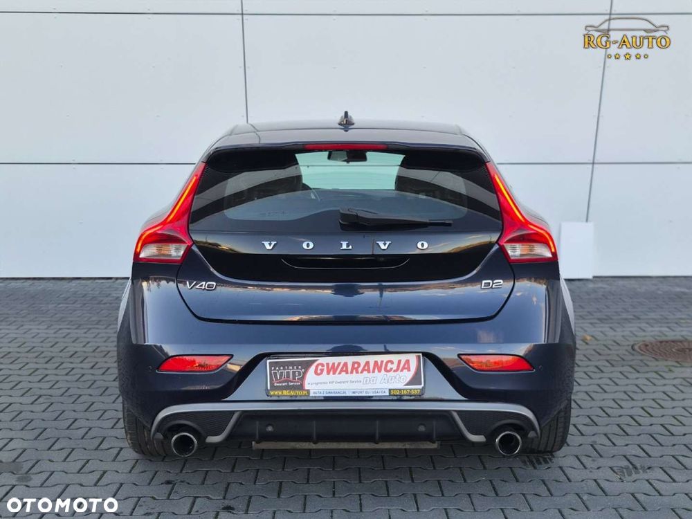 Volvo V40 - 8