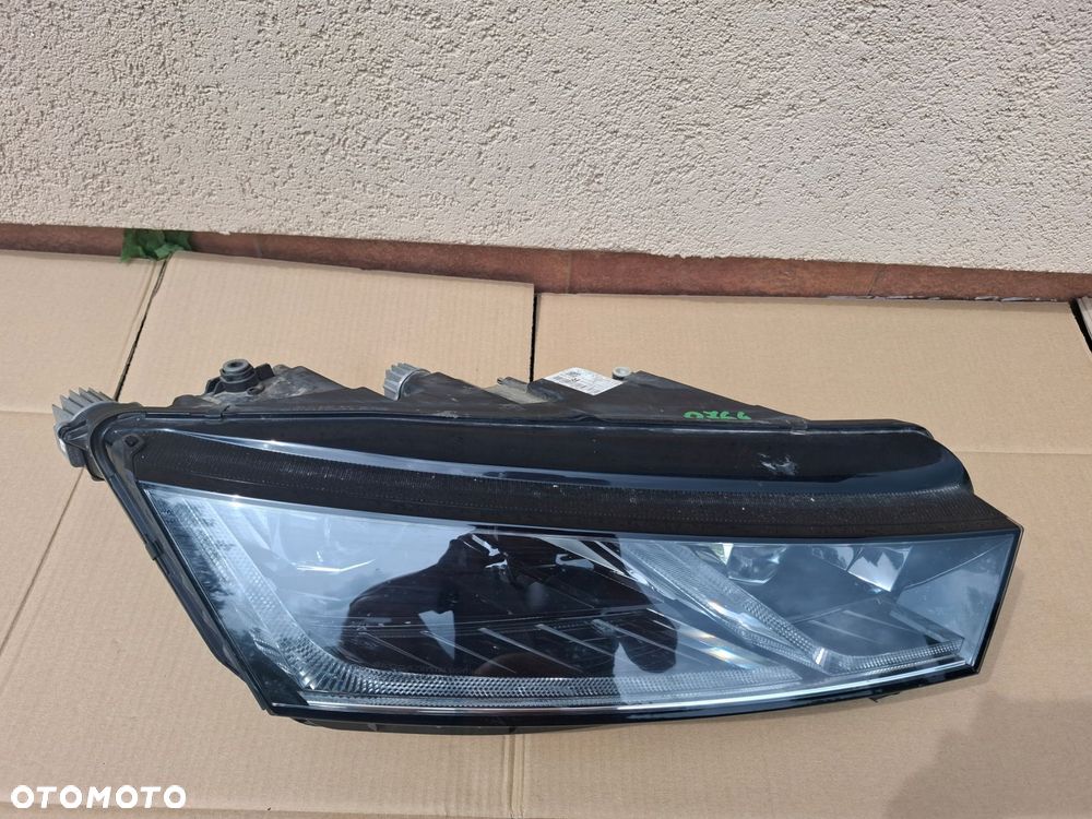 lampa przednia skoda octavia iv full led oryginał - 1