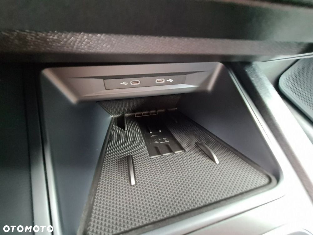 Seat Leon 1.5 eTSI FR DSG - 30