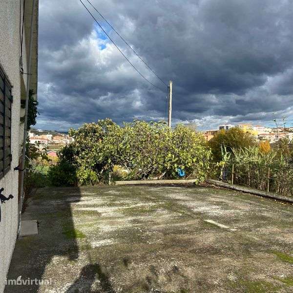Moradia com vistas sobre a cidade de Mirandela - Grande imagem: 2/5