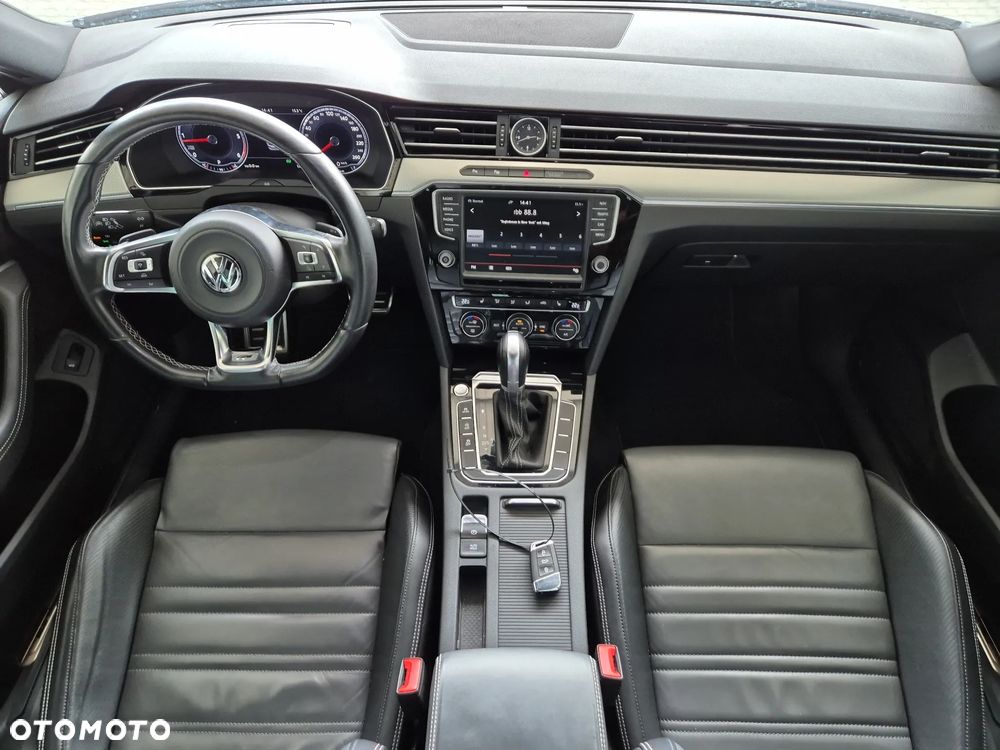 Volkswagen Passat 2.0 TDI SCR (BlueMotion Technology) DSG Highline - 6