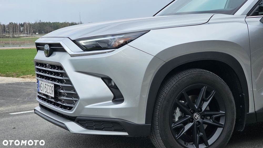 Toyota Grand Highlander - 10