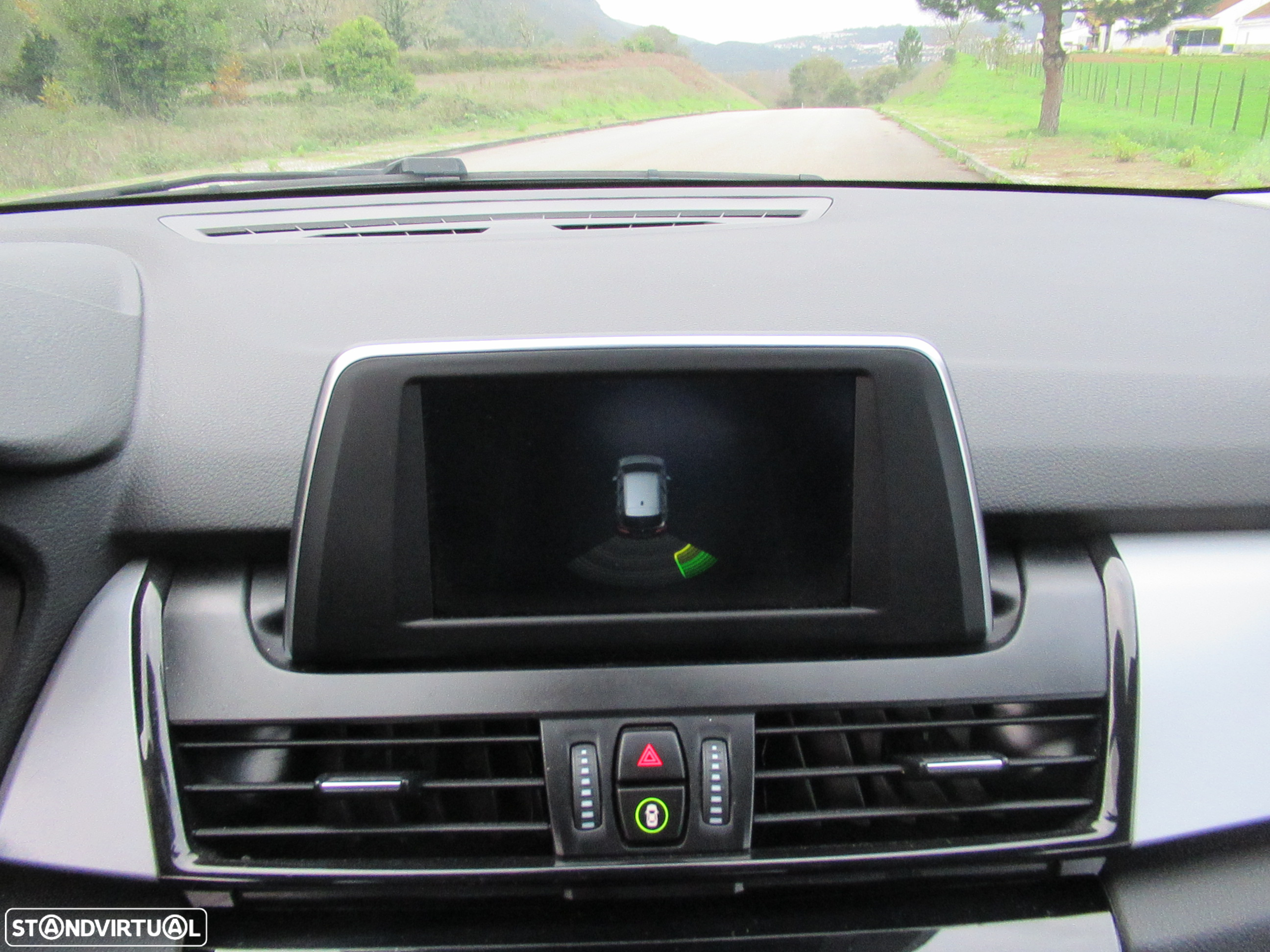 BMW 216 Active Tourer d Advantage - 24