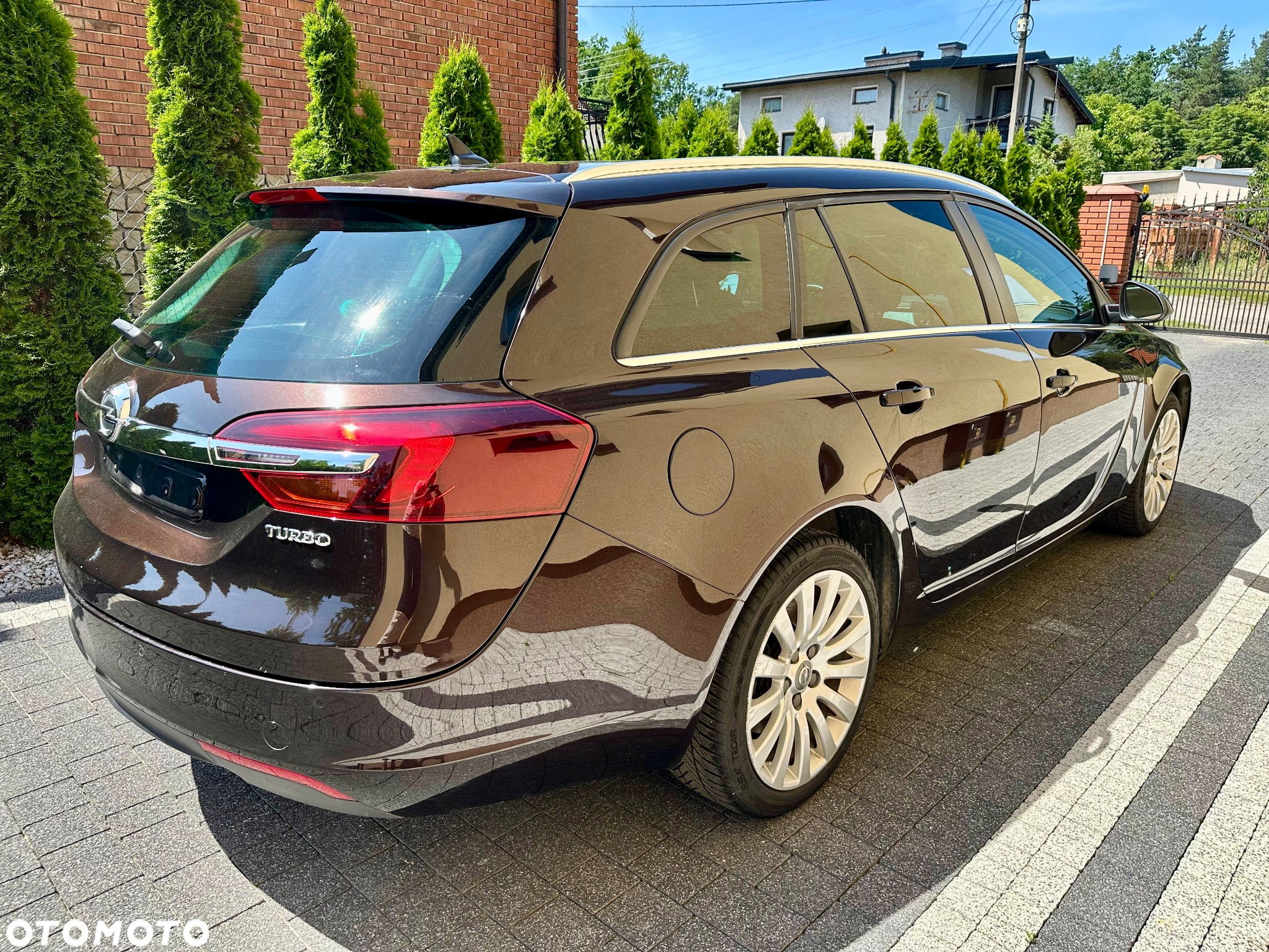 Opel Insignia 1.6 T Edition EU6 - 4