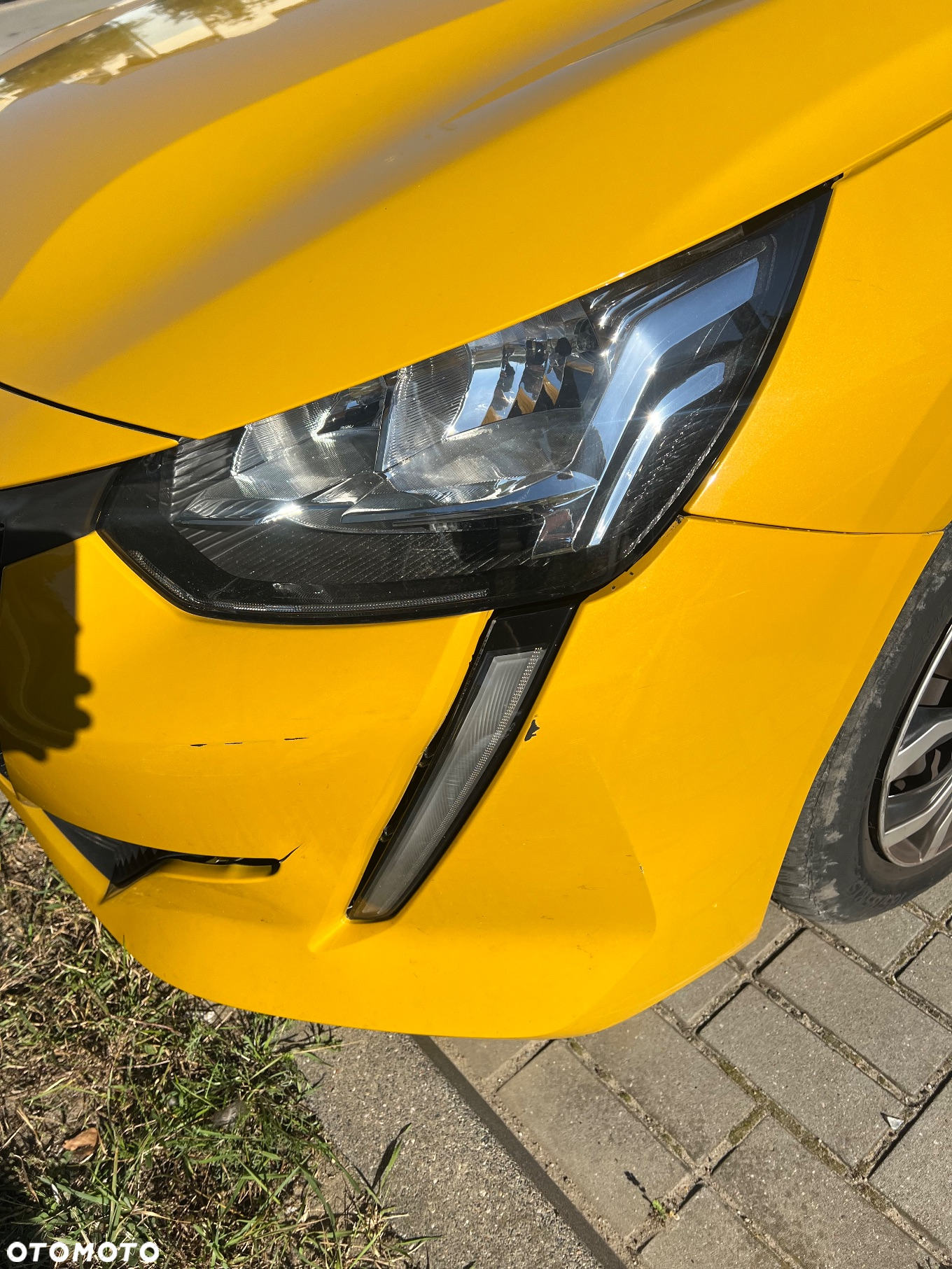Peugeot 208 1.2 PureTech Active Pack S&S - 9