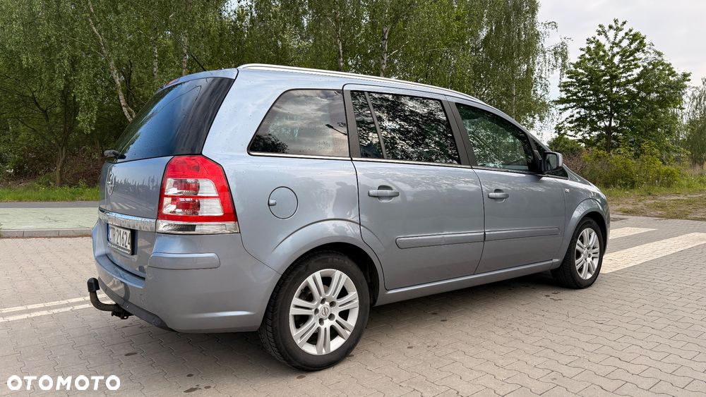 Opel Zafira 1.8 Navi - 5