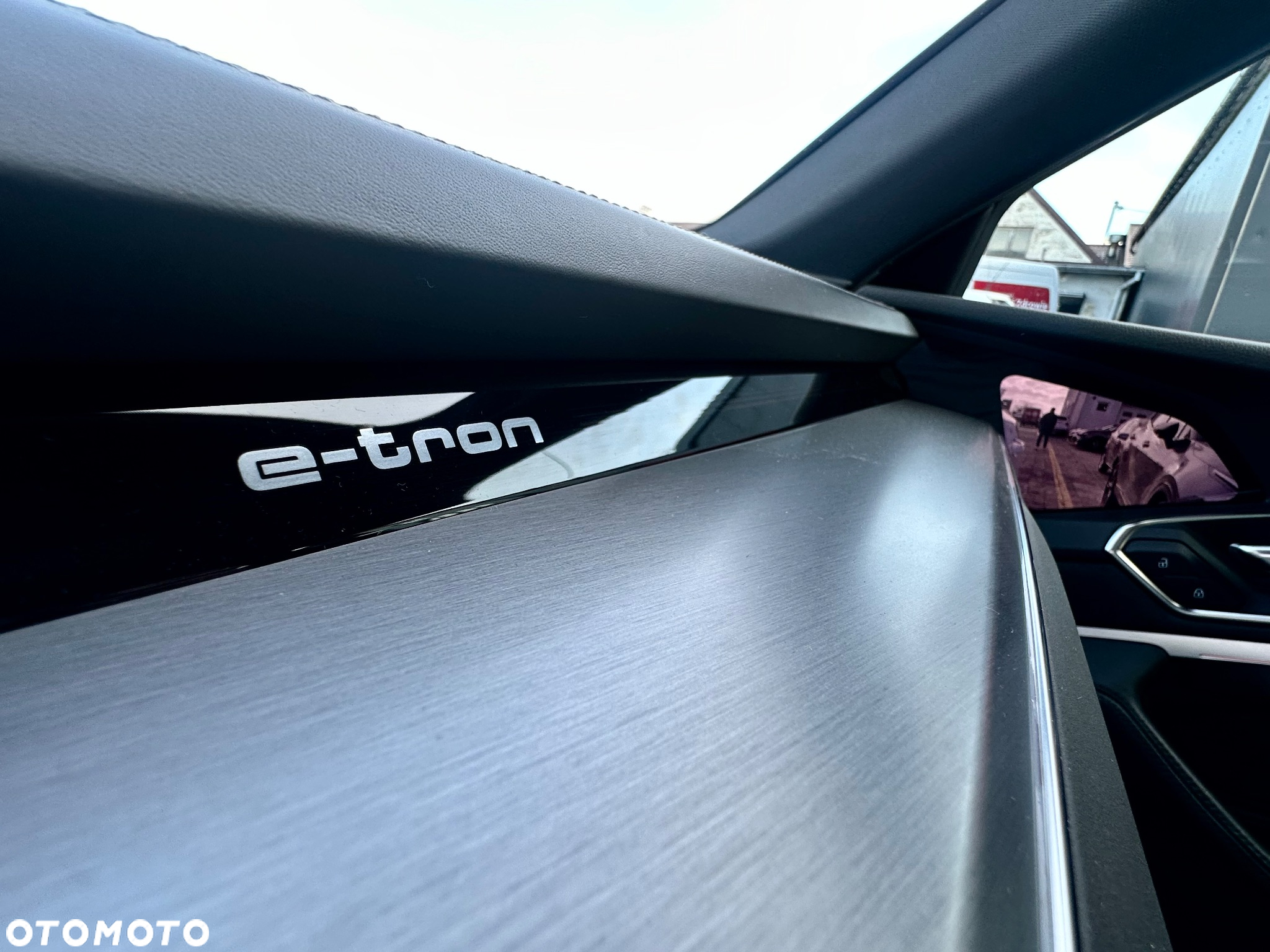 Audi e-tron 55 Quattro S Line - 10