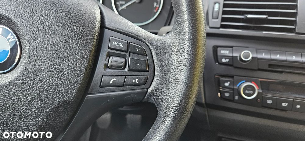 BMW Seria 1 - 22