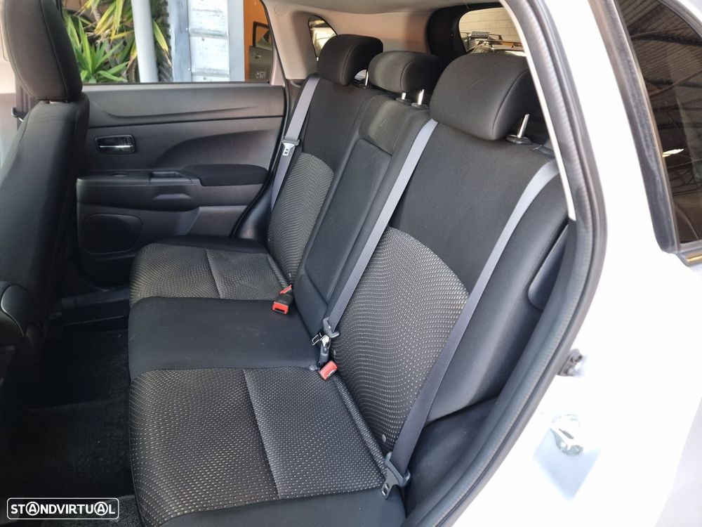 Mitsubishi ASX 1.6 Instyle - 5
